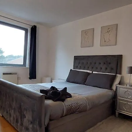 Greenwich Luxe Exclusive Condo